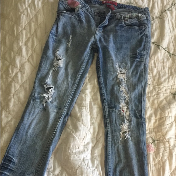 Red Rivet Denim - Stylish Jeans⭐️
